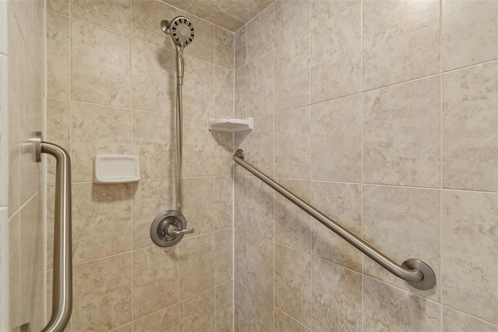 En Venta: $325,000 (3 camas, 2 baños, 1312 Pies cuadrados)