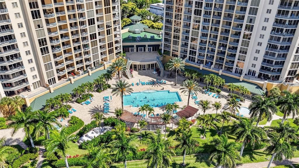 For Sale: $489,000 (2 beds, 2 baths, 1786 Square Feet)