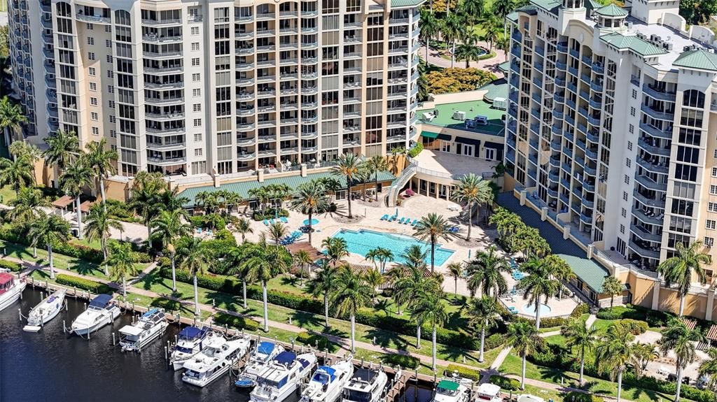 For Sale: $489,000 (2 beds, 2 baths, 1786 Square Feet)