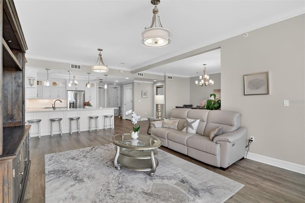 For Sale: $489,000 (2 beds, 2 baths, 1786 Square Feet)