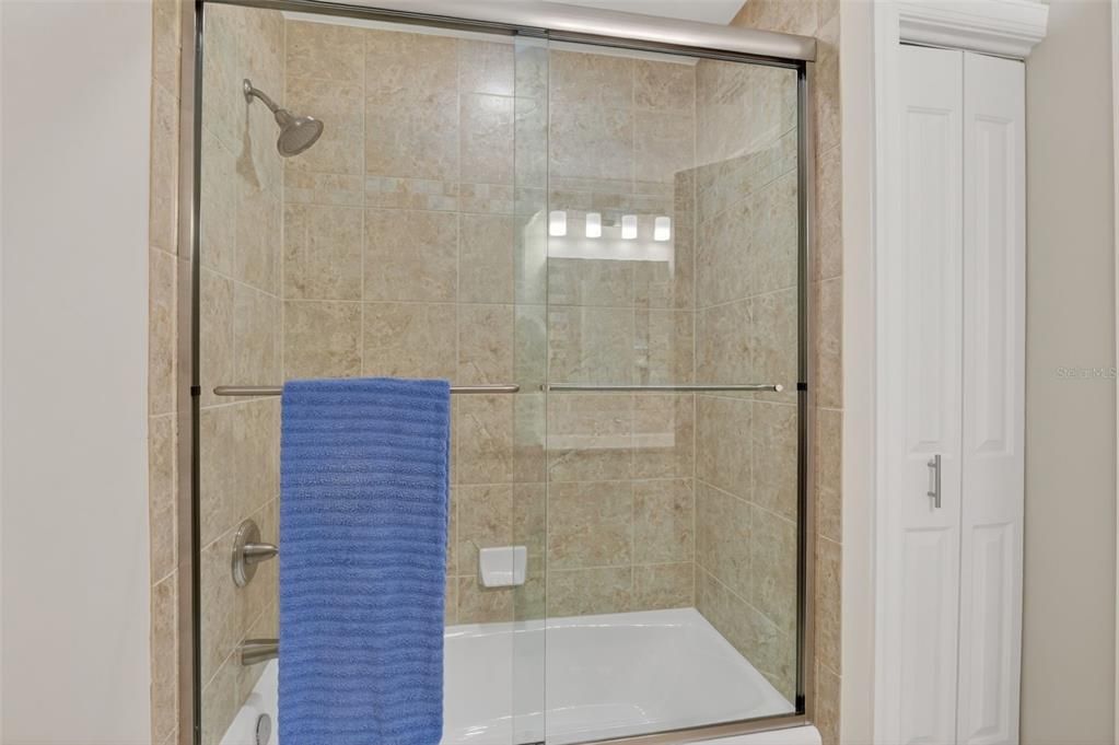 For Sale: $489,000 (2 beds, 2 baths, 1786 Square Feet)