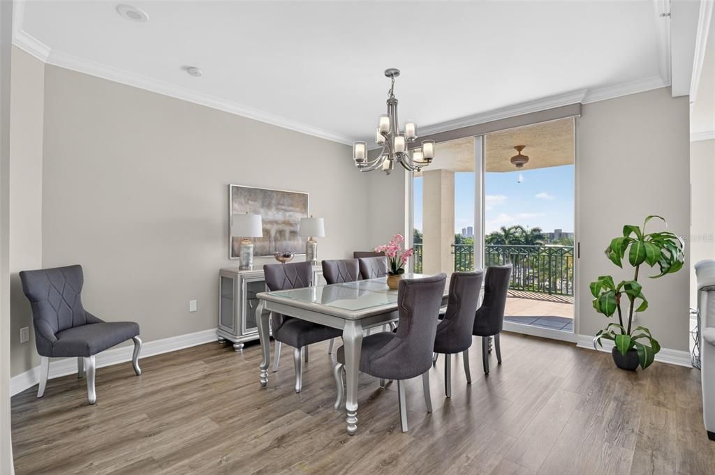 For Sale: $489,000 (2 beds, 2 baths, 1786 Square Feet)