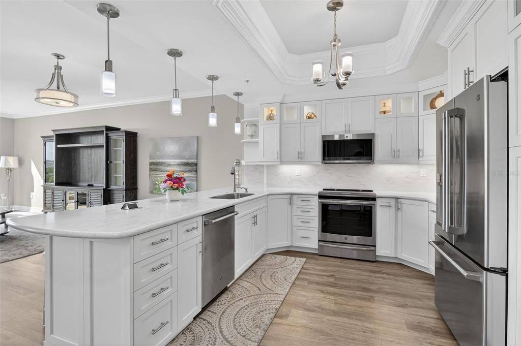 For Sale: $489,000 (2 beds, 2 baths, 1786 Square Feet)