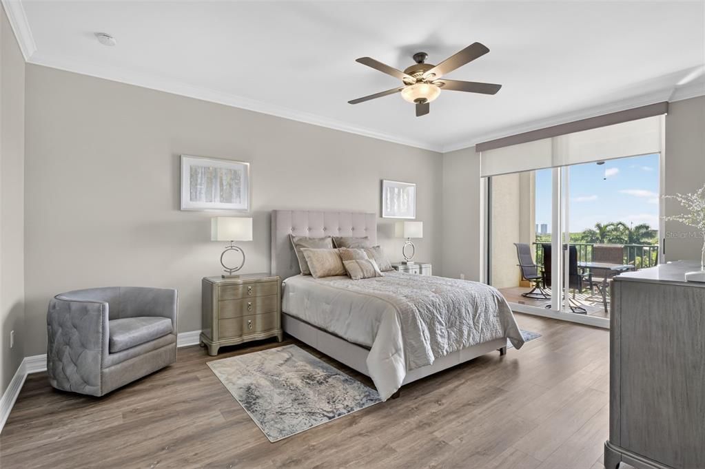 For Sale: $489,000 (2 beds, 2 baths, 1786 Square Feet)