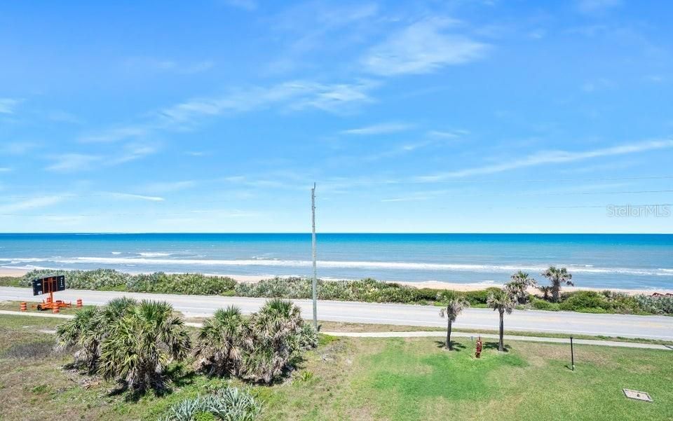 For Sale: $345,000 (2 beds, 2 baths, 1275 Square Feet)