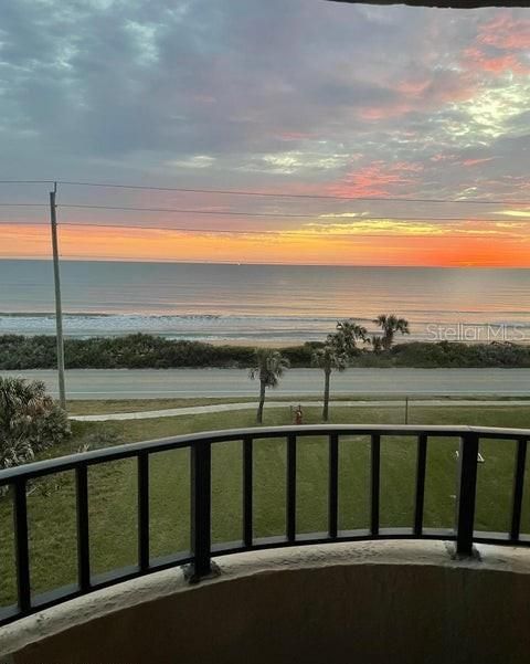 For Sale: $345,000 (2 beds, 2 baths, 1275 Square Feet)