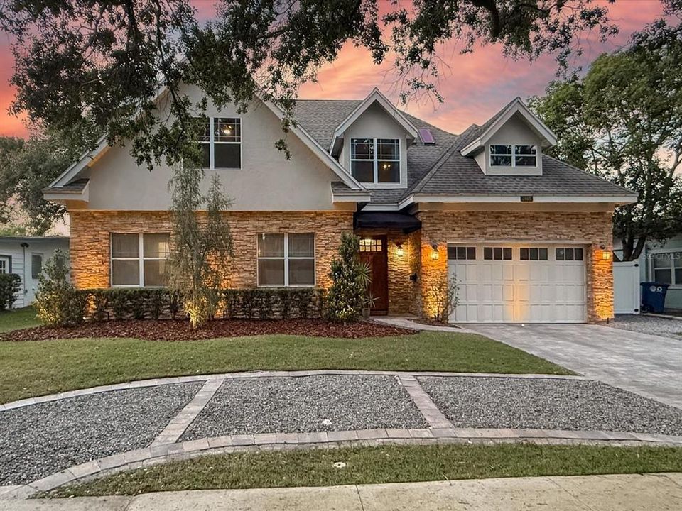 En Venta: $1,295,000 (4 camas, 5 baños, 3971 Pies cuadrados)