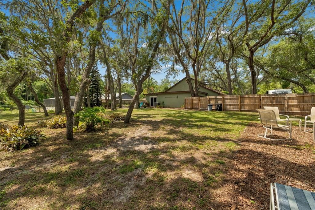 Active With Contract: $515,000 (3 beds, 2 baths, 1739 Square Feet)