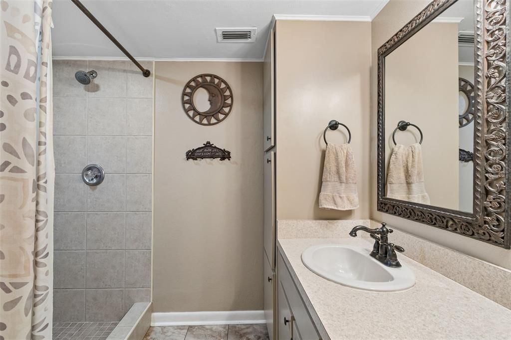 Active With Contract: $515,000 (3 beds, 2 baths, 1739 Square Feet)