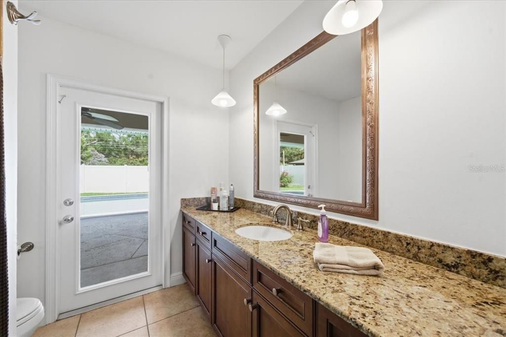 Activo con contrato: $850,000 (4 camas, 3 baños, 3081 Pies cuadrados)