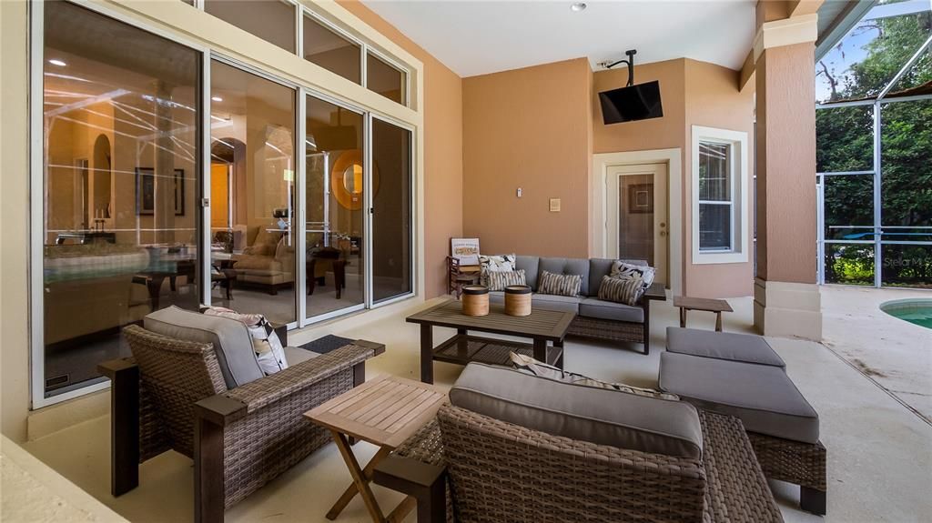 For Sale: $1,049,000 (4 beds, 3 baths, 3532 Square Feet)
