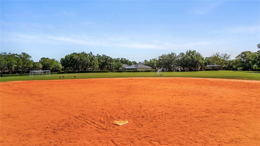 For Sale: $1,049,000 (4 beds, 3 baths, 3532 Square Feet)