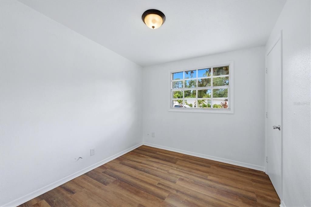 В аренду: $2,295 (4 спален, 2 ванн, 1419 Квадратных фут)