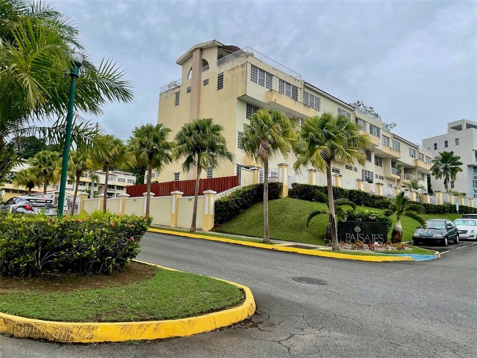 Recently Sold: $225,000 (3 beds, 2 baths, 1165 Square Feet)