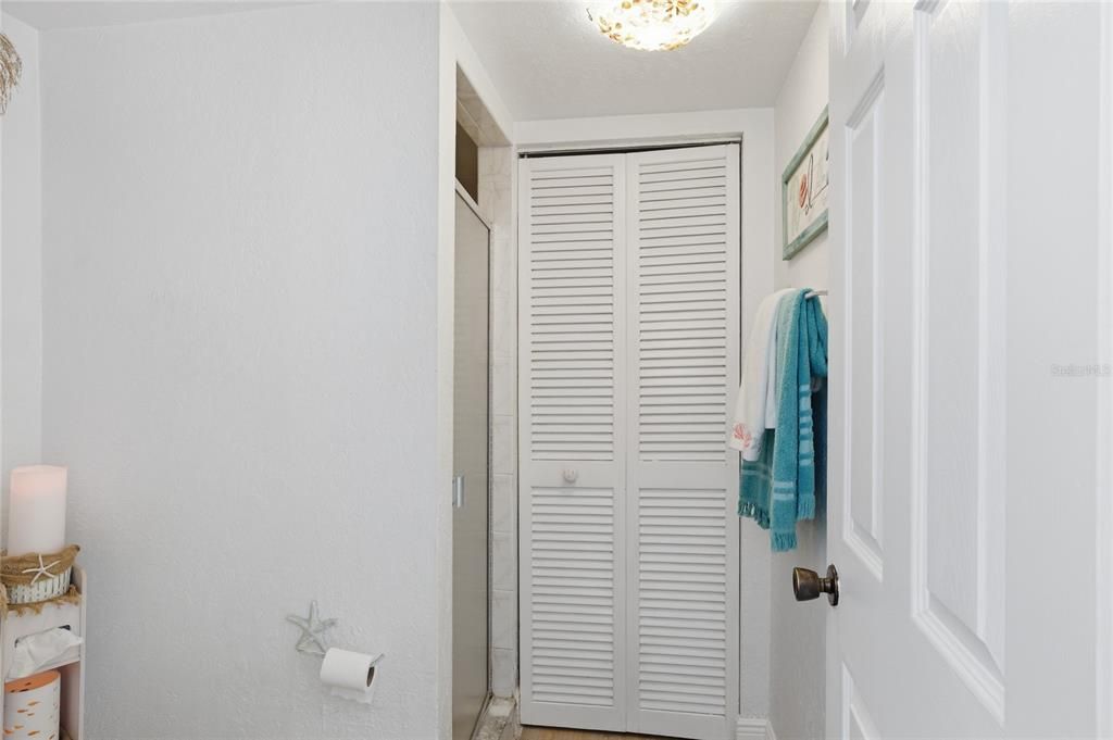 For Sale: $624,900 (2 beds, 2 baths, 1112 Square Feet)