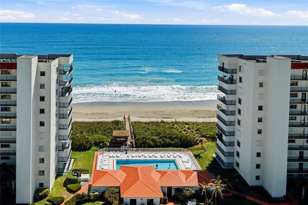 For Sale: $624,900 (2 beds, 2 baths, 1112 Square Feet)
