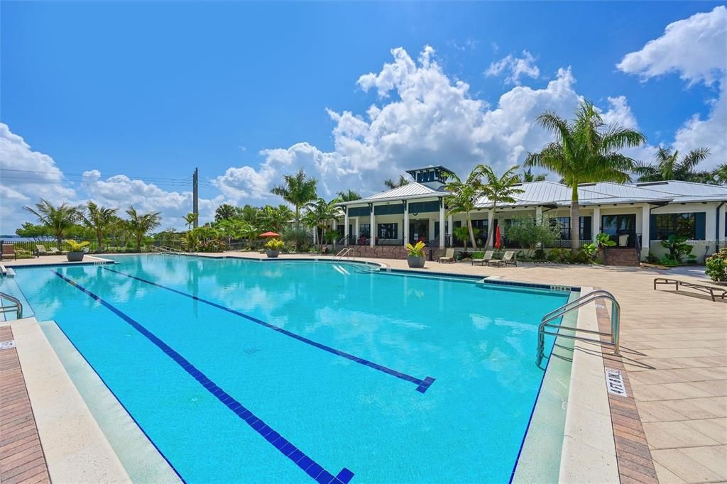 Active With Contract: $425,000 (3 beds, 2 baths, 1302 Square Feet)