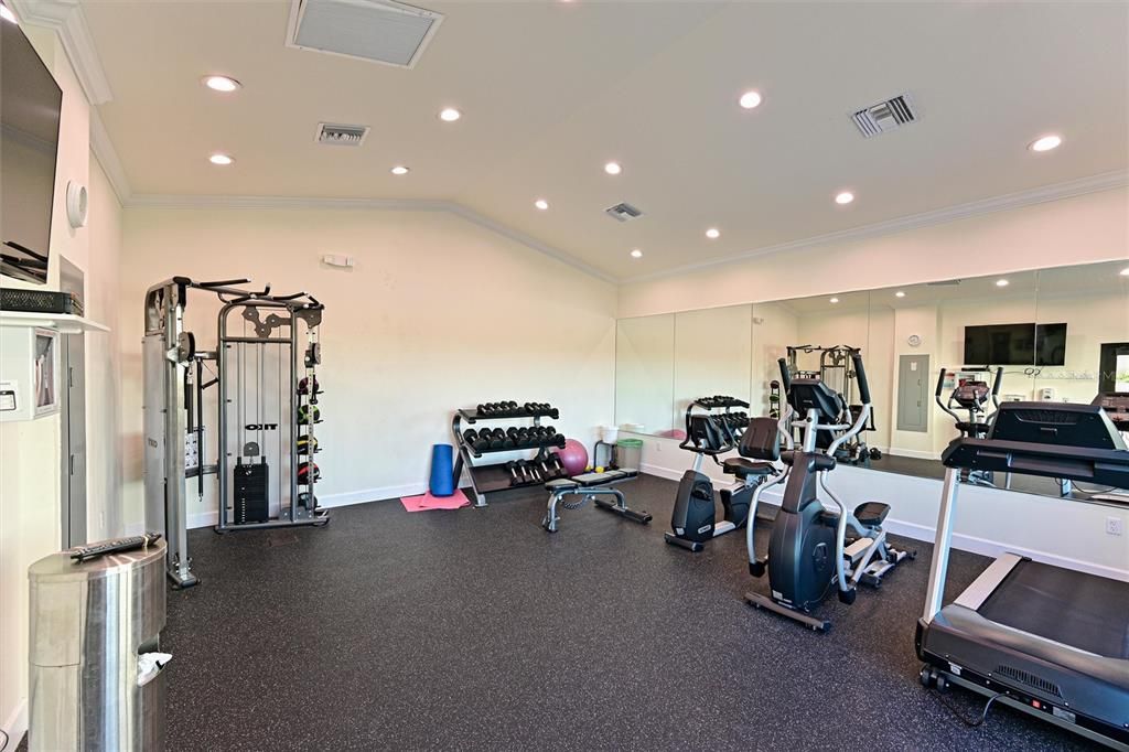 Active With Contract: $425,000 (3 beds, 2 baths, 1302 Square Feet)