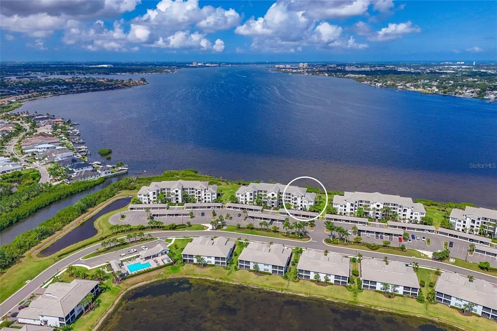 Active With Contract: $425,000 (3 beds, 2 baths, 1302 Square Feet)