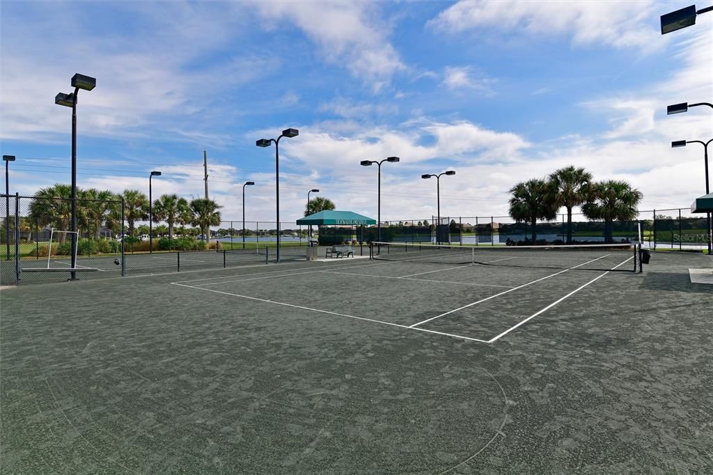 Active With Contract: $425,000 (3 beds, 2 baths, 1302 Square Feet)