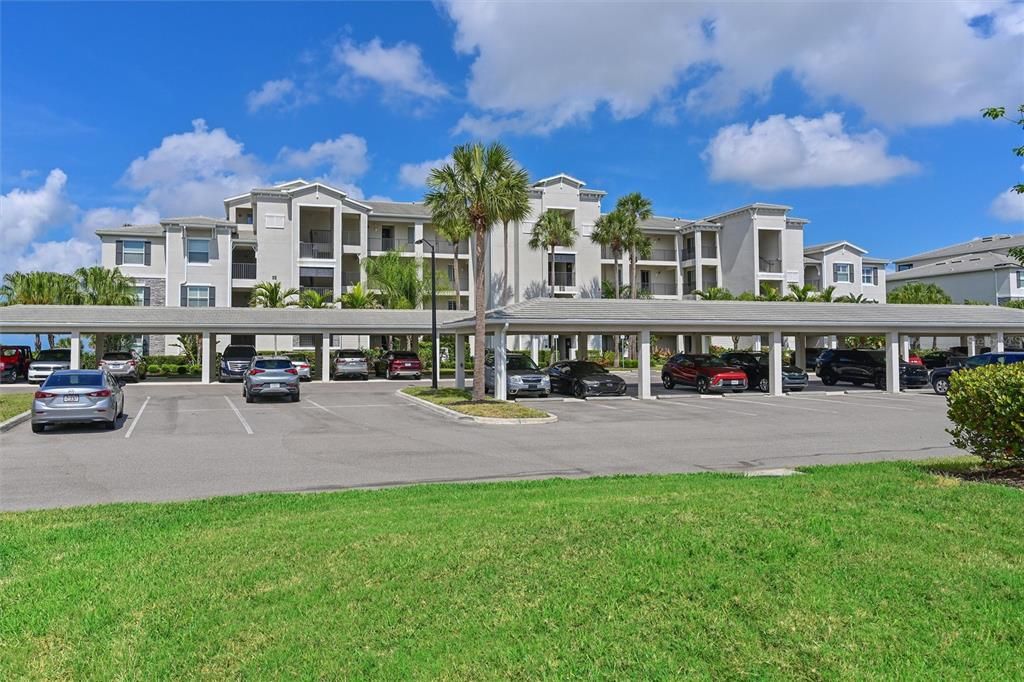 Active With Contract: $425,000 (3 beds, 2 baths, 1302 Square Feet)