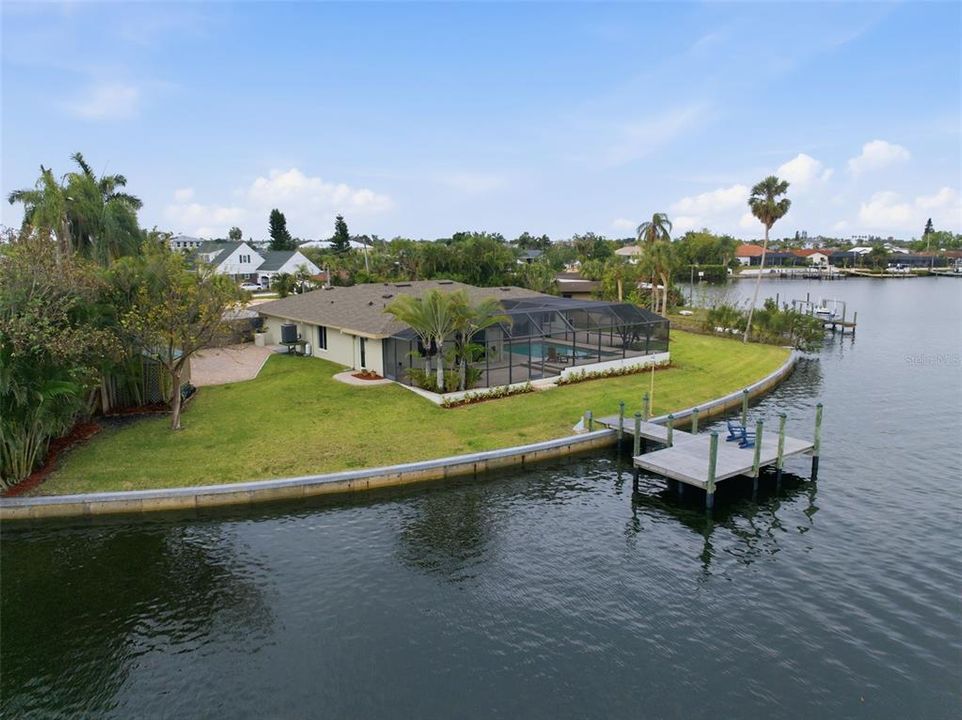 Active With Contract: $799,900 (3 beds, 2 baths, 1929 Square Feet)