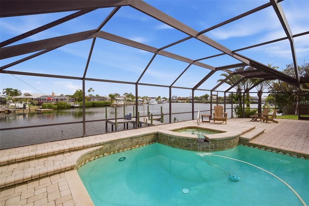 Active With Contract: $799,900 (3 beds, 2 baths, 1929 Square Feet)