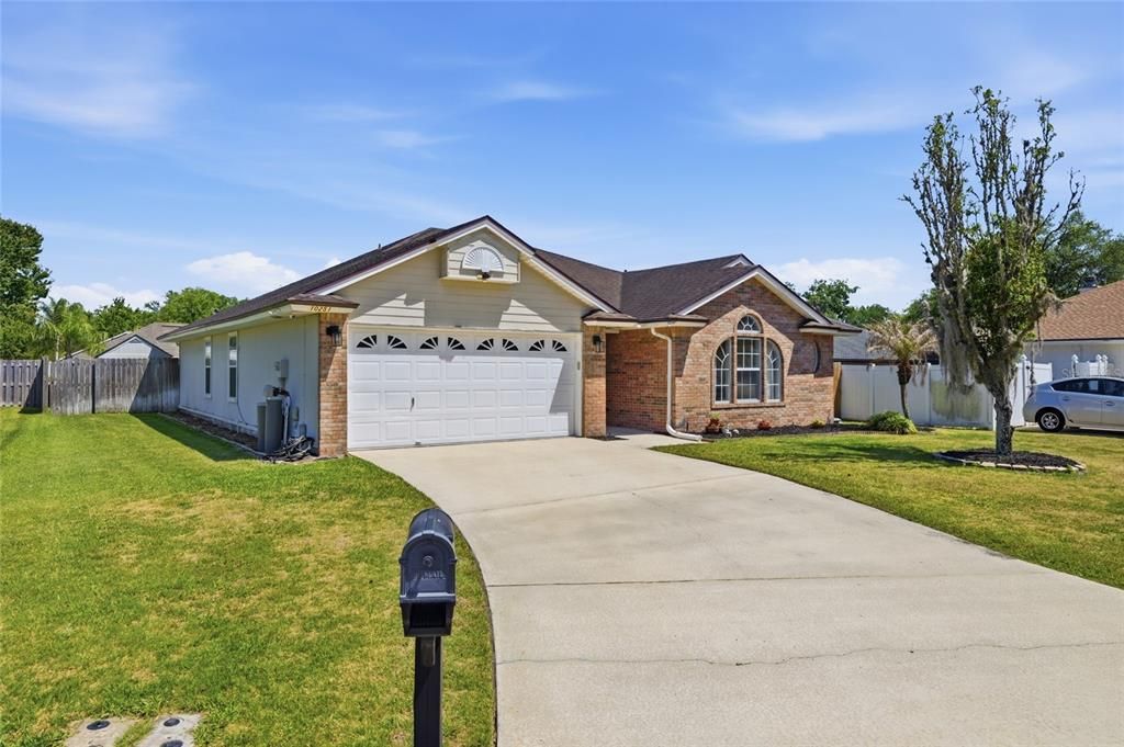 For Sale: $470,000 (4 beds, 2 baths, 1910 Square Feet)