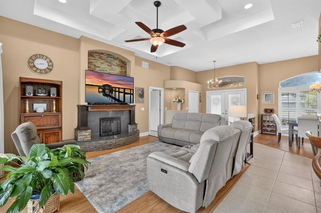 Active With Contract: $559,000 (3 beds, 2 baths, 1931 Square Feet)