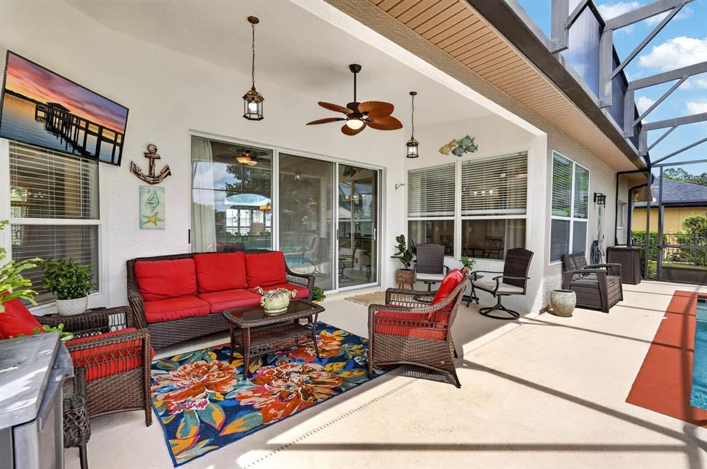 Active With Contract: $559,000 (3 beds, 2 baths, 1931 Square Feet)
