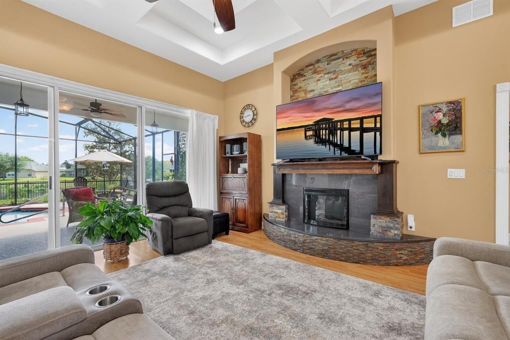 Active With Contract: $559,000 (3 beds, 2 baths, 1931 Square Feet)