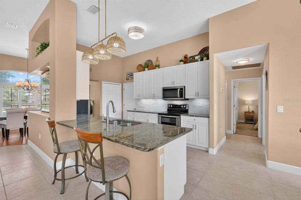 Active With Contract: $559,000 (3 beds, 2 baths, 1931 Square Feet)