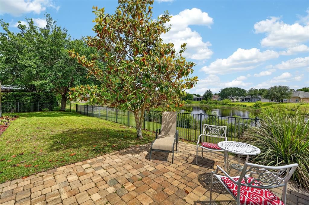 Active With Contract: $559,000 (3 beds, 2 baths, 1931 Square Feet)