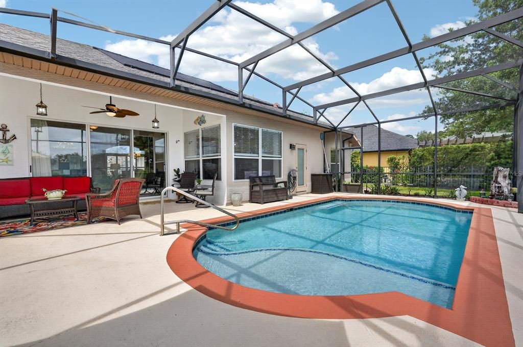Active With Contract: $559,000 (3 beds, 2 baths, 1931 Square Feet)