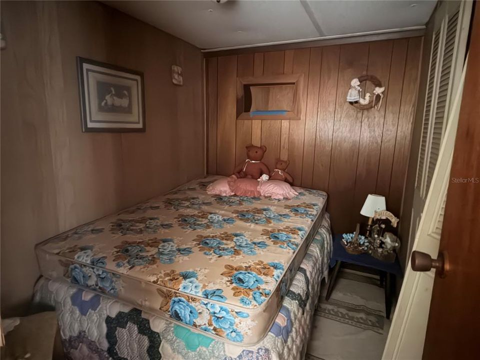 For Sale: $159,000 (3 beds, 2 baths, 960 Square Feet)
