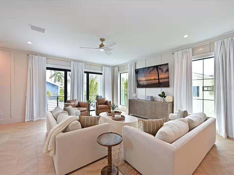 For Sale: $3,750,000 (4 beds, 4 baths, 3201 Square Feet)