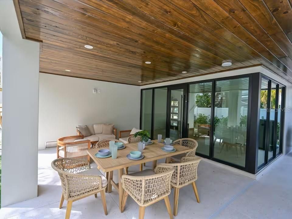 For Sale: $3,750,000 (4 beds, 4 baths, 3201 Square Feet)