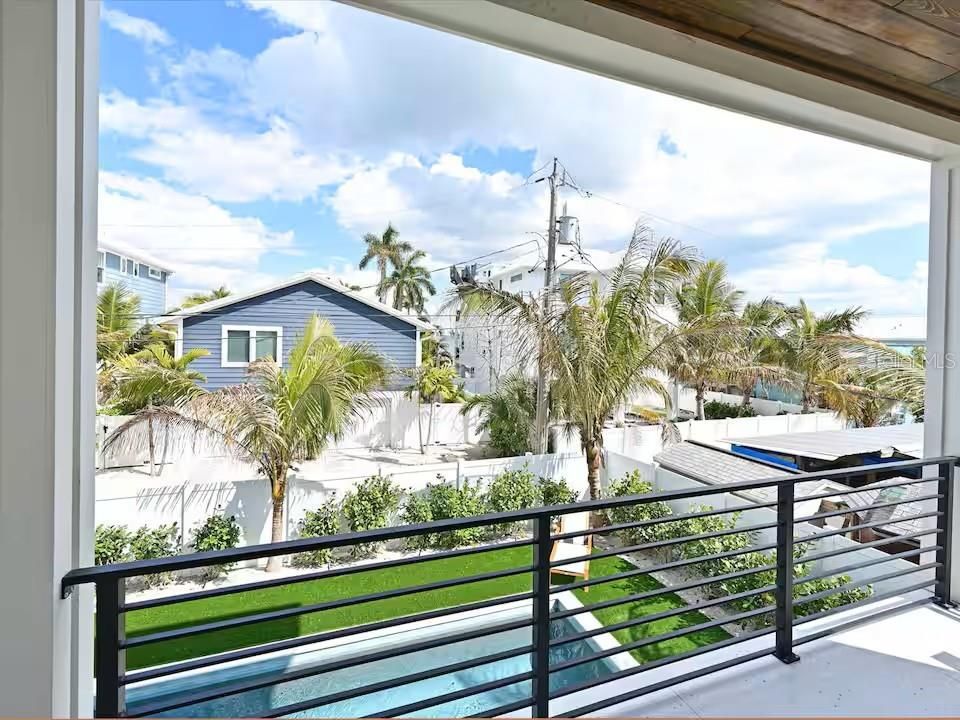 For Sale: $3,750,000 (4 beds, 4 baths, 3201 Square Feet)