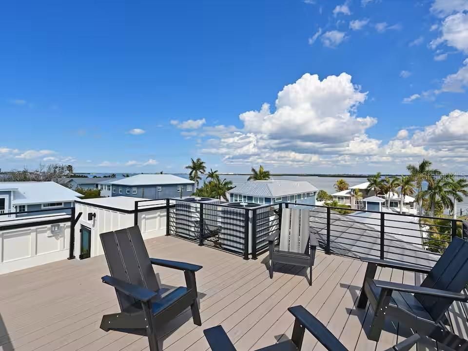 For Sale: $3,750,000 (4 beds, 4 baths, 3201 Square Feet)