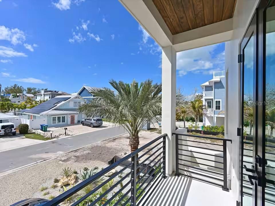 For Sale: $3,750,000 (4 beds, 4 baths, 3201 Square Feet)