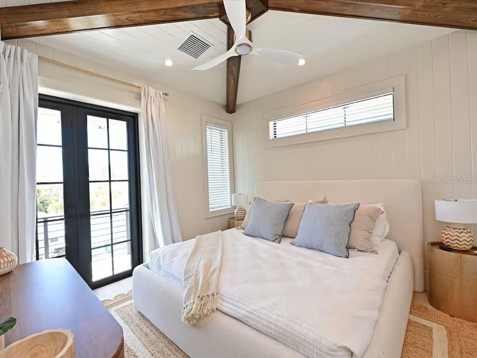 For Sale: $3,750,000 (4 beds, 4 baths, 3201 Square Feet)