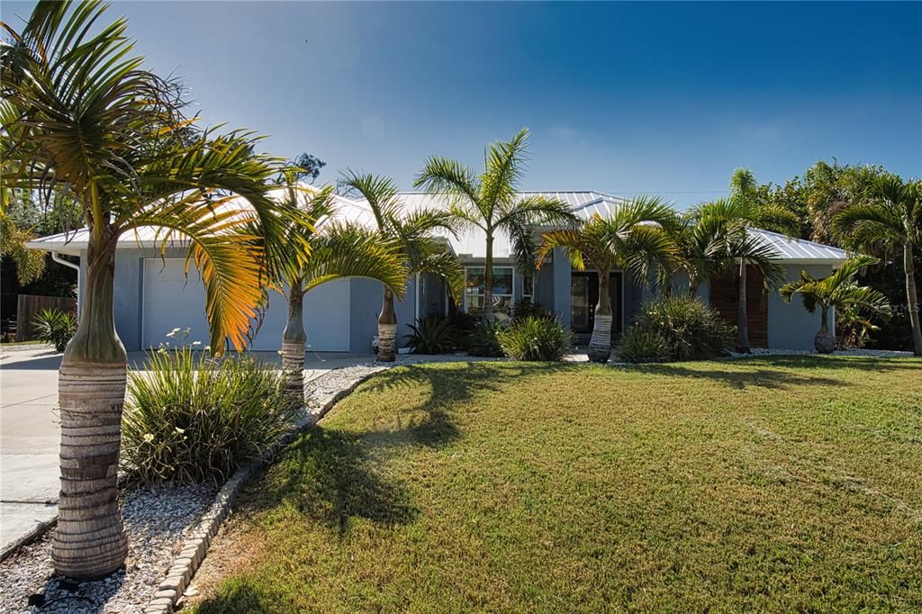 En Venta: $729,000 (3 camas, 2 baños, 2282 Pies cuadrados)