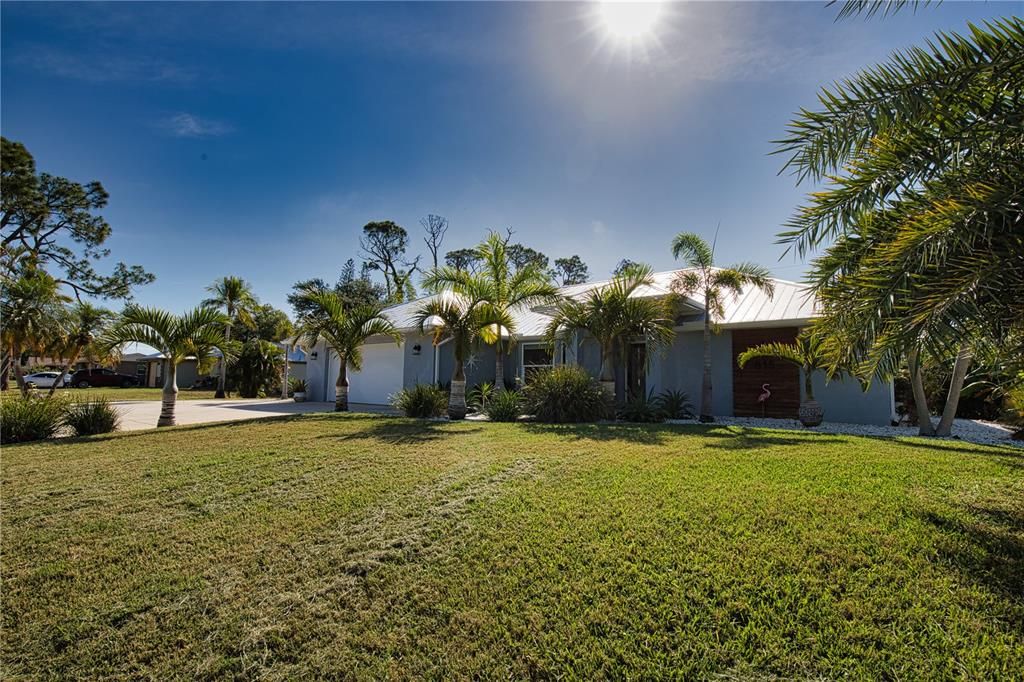 En Venta: $729,000 (3 camas, 2 baños, 2282 Pies cuadrados)