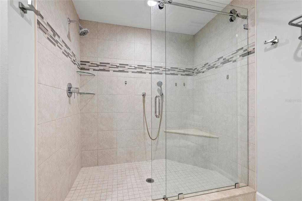 En Venta: $949,900 (2 camas, 2 baños, 1509 Pies cuadrados)