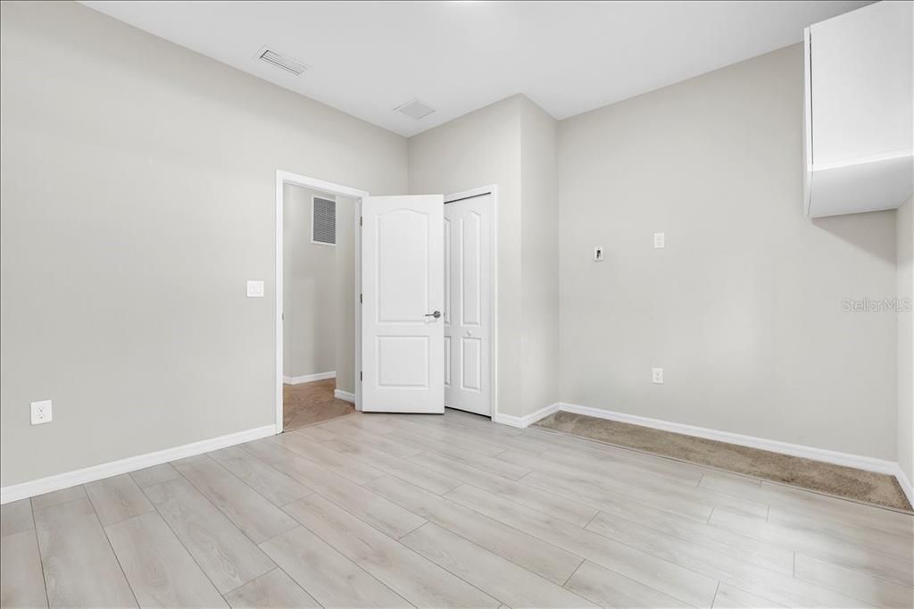 Activo con contrato: $550,000 (4 camas, 3 baños, 2025 Pies cuadrados)