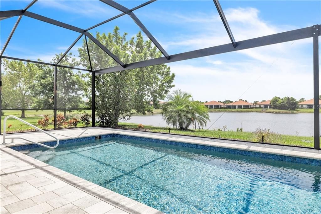 Activo con contrato: $550,000 (4 camas, 3 baños, 2025 Pies cuadrados)