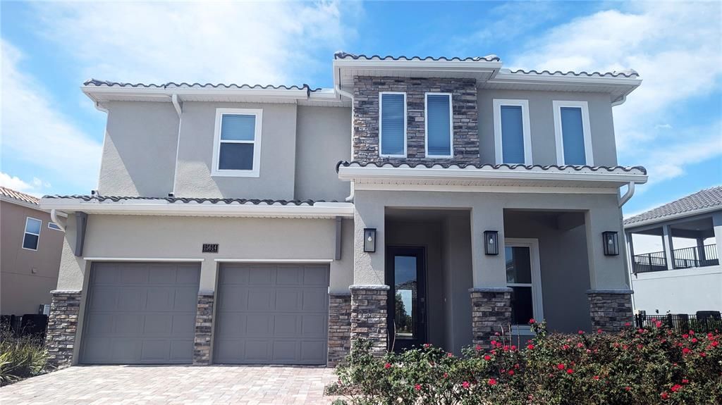 For Rent: $6,000 (6 beds, 5 baths, 3282 Square Feet)
