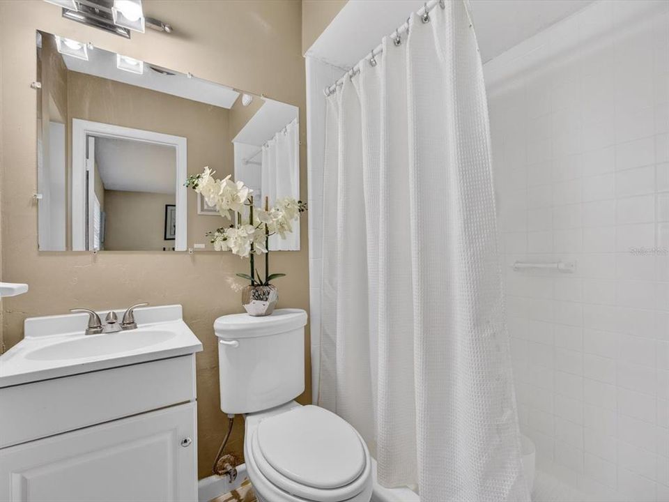 For Sale: $495,000 (4 beds, 2 baths, 1596 Square Feet)
