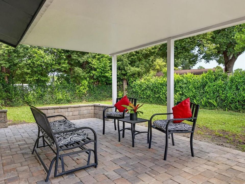 For Sale: $495,000 (4 beds, 2 baths, 1596 Square Feet)