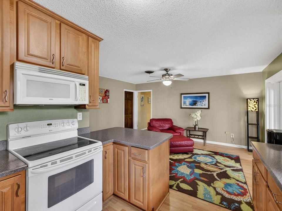 For Sale: $495,000 (4 beds, 2 baths, 1596 Square Feet)